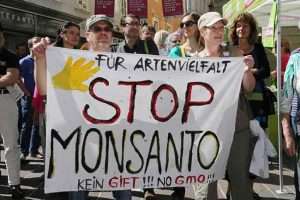 Nobel sariak Monsanto eta Syngentaren zerbitzura