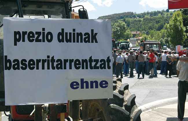 Manifestación EHNE Bizkaia Prezio duinak baserritarrentzat